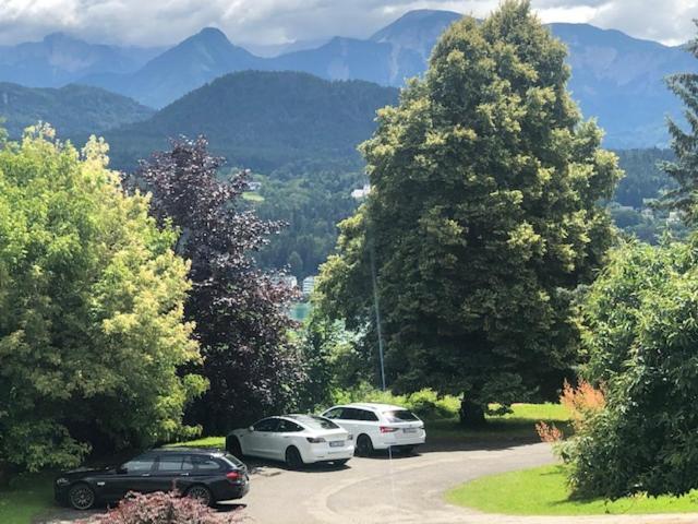 Velden View Ferienwohnung Mit Grosser Sonnenterrasse Und See- Und Karawankenblick Velden am Wörthersee Zewnętrze zdjęcie